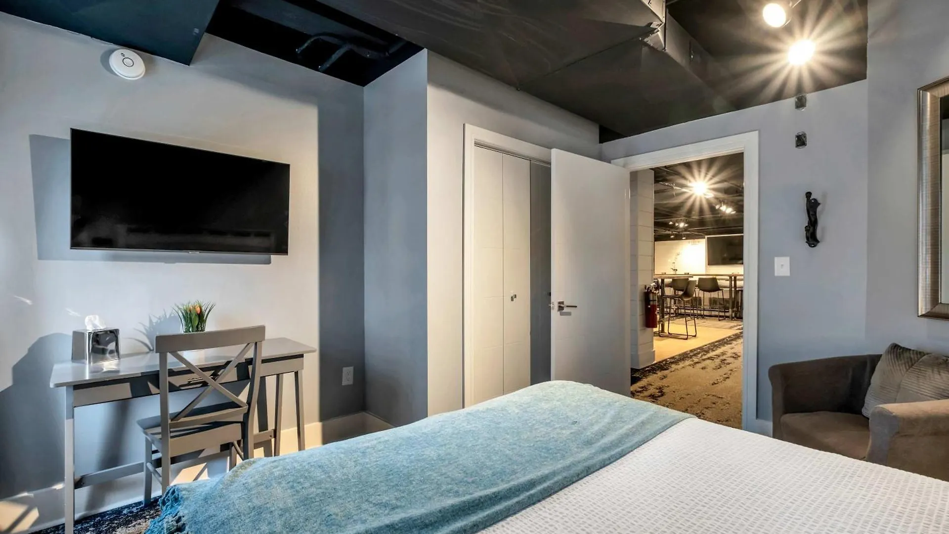 Contemporary Suite 6Br By Maddox Hotel Nashville